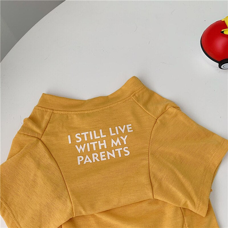 T-shirt « Je vis encore chez mes parents »
