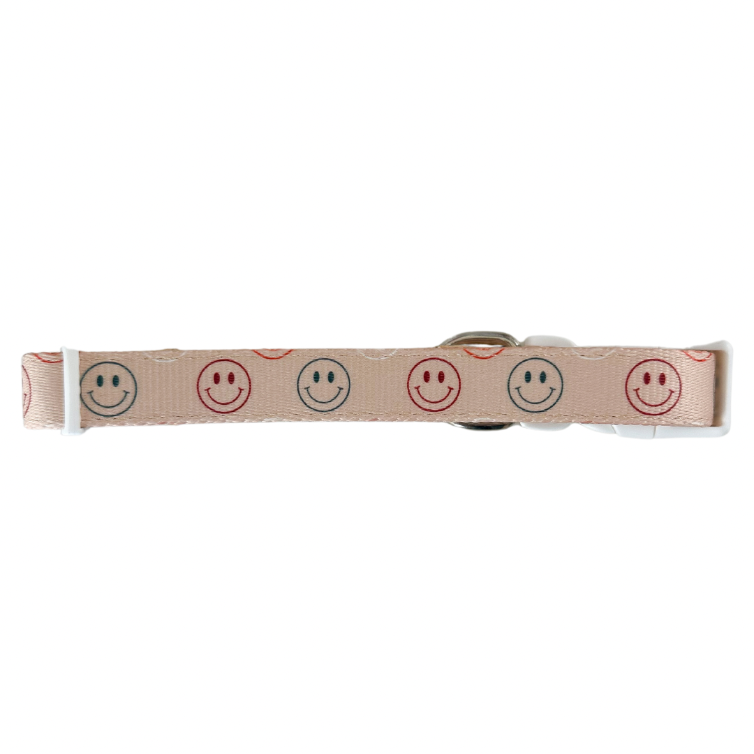 All Smiles Collar