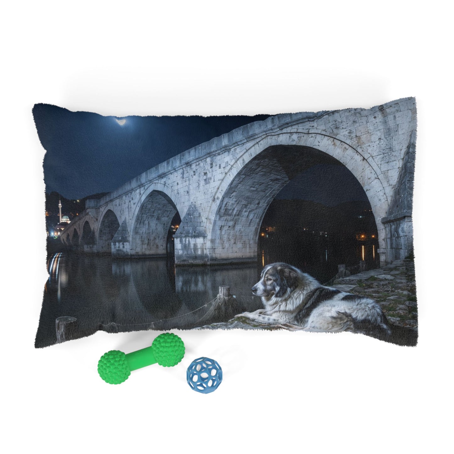 Tornjak Pet Bed