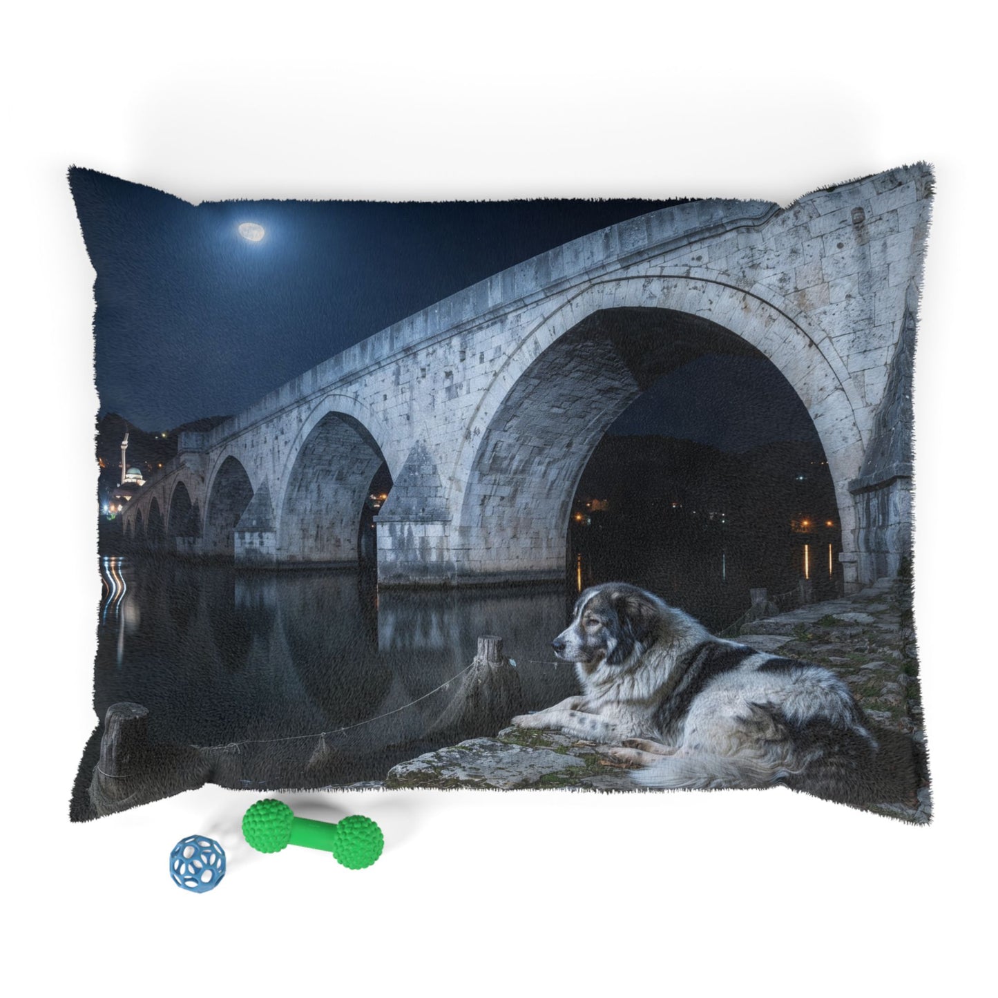 Tornjak Pet Bed