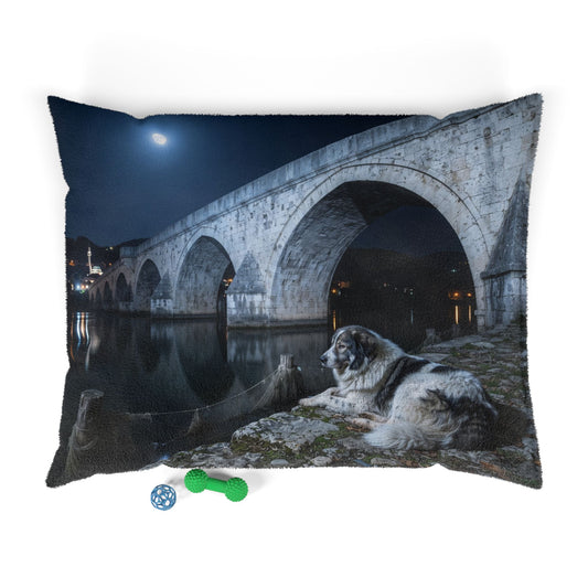 Tornjak Pet Bed