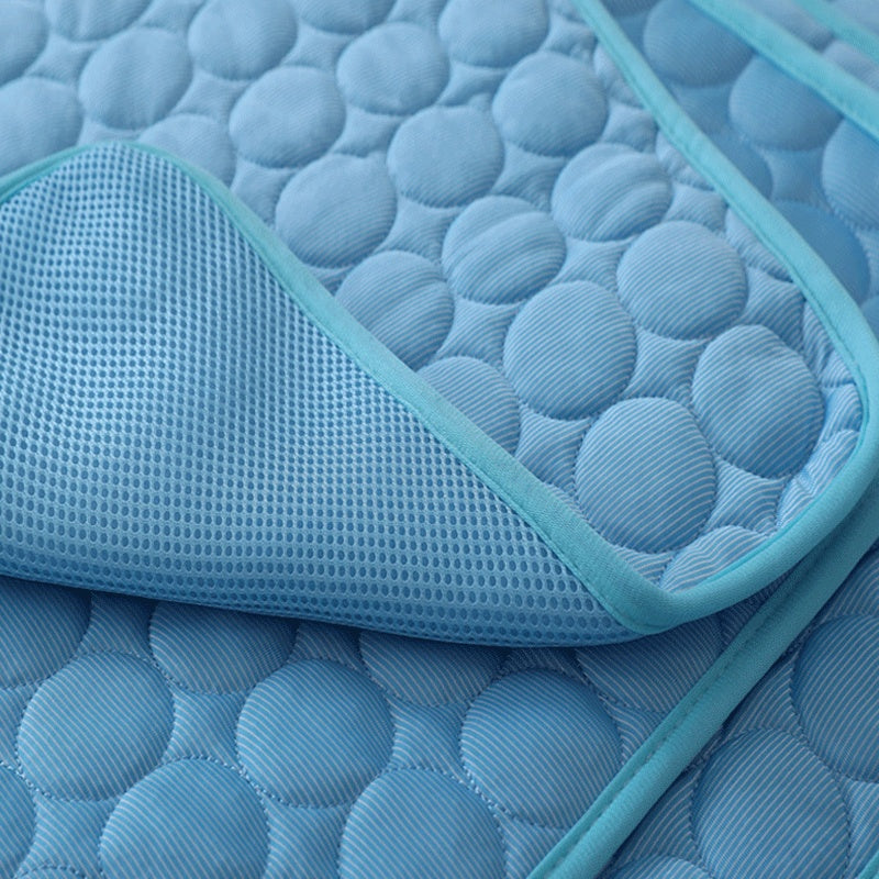 Almohadilla refrescante portátil de seda helada para verano para mascotas