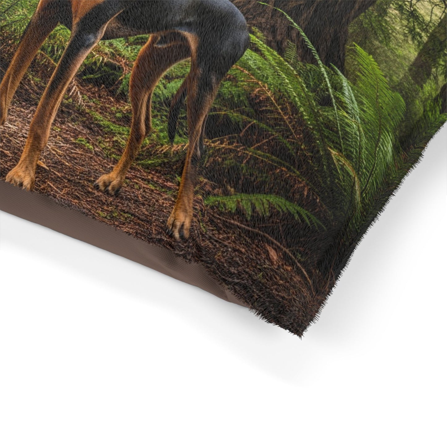 Majestic Tree Hound Pet Bed