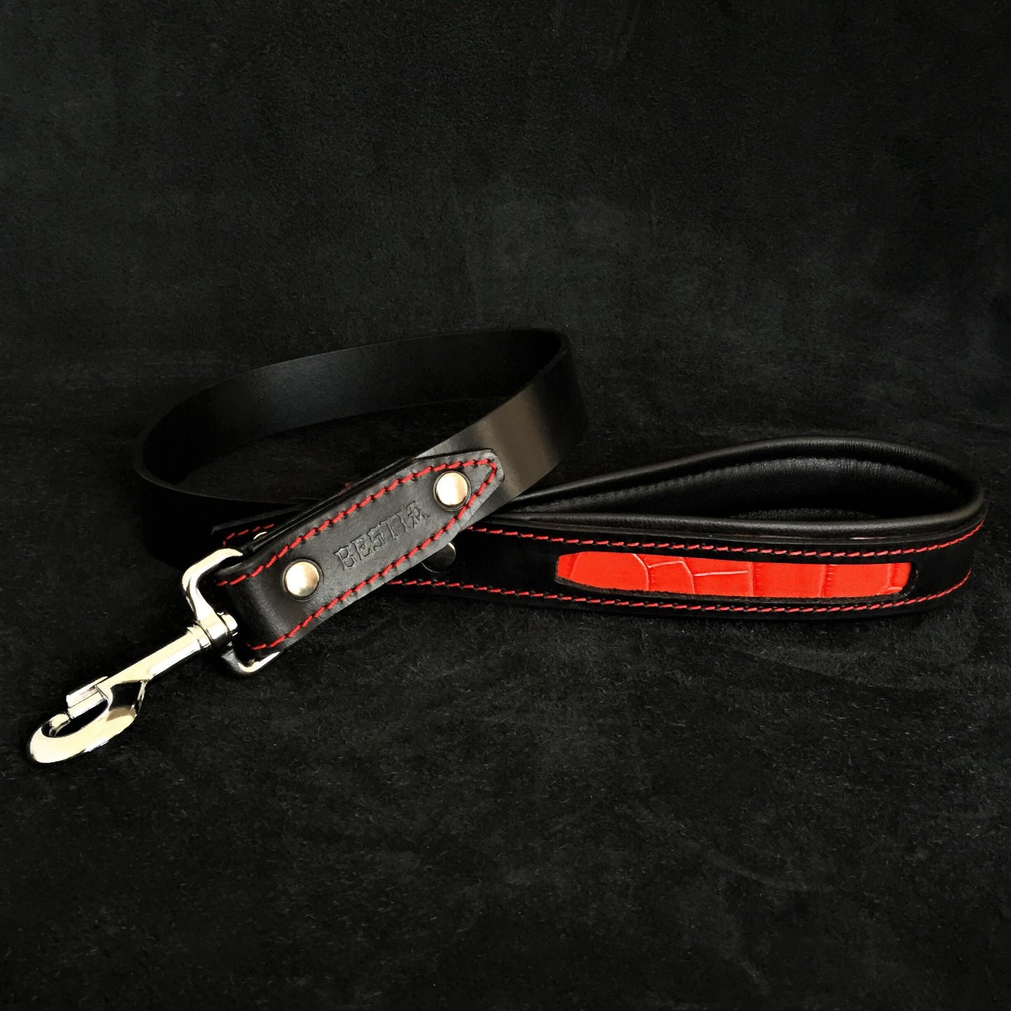 The "Reptile" leash