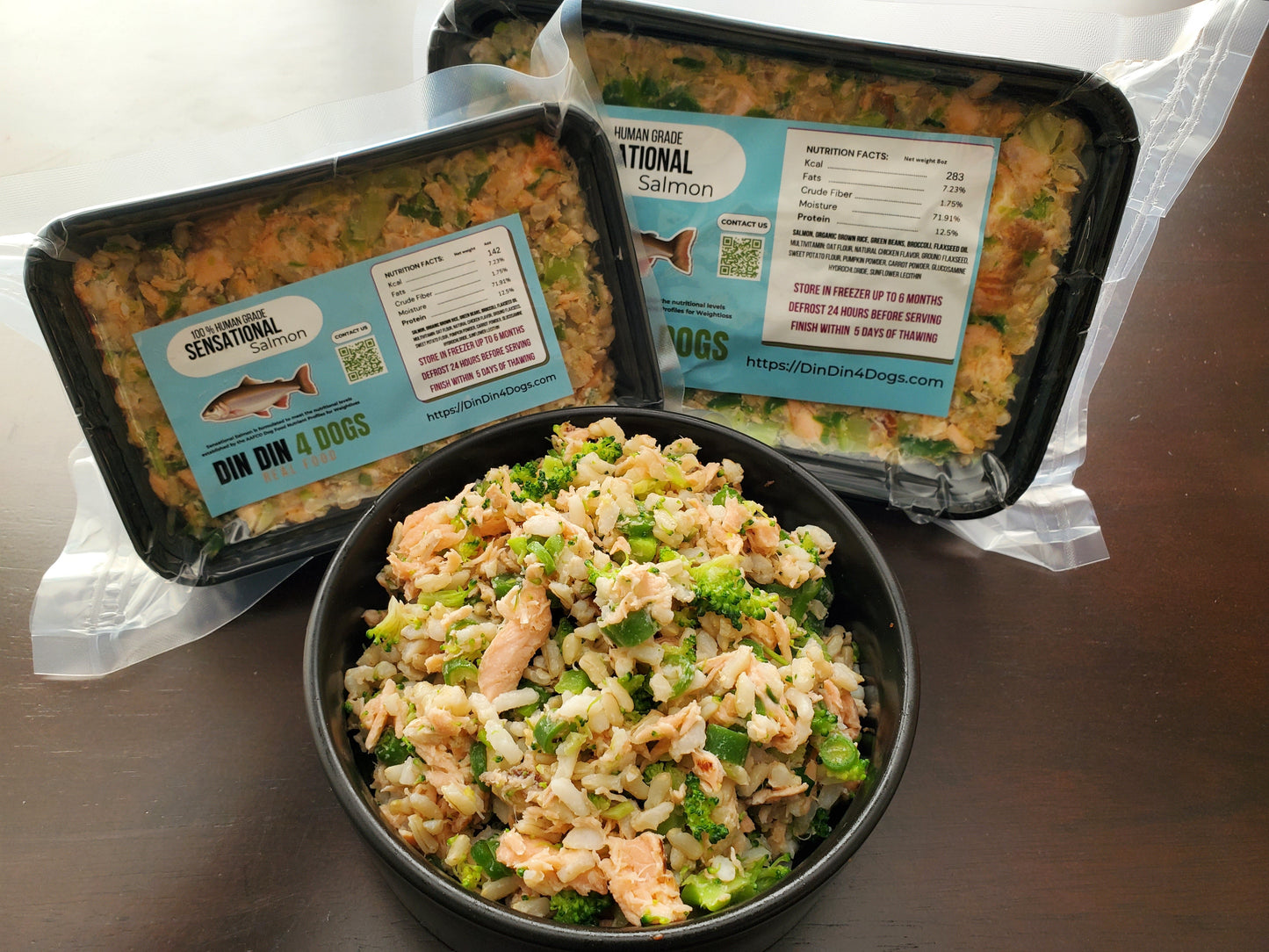 Combo de pollo y salmón: la caja incluye 24 comidas de 8 oz