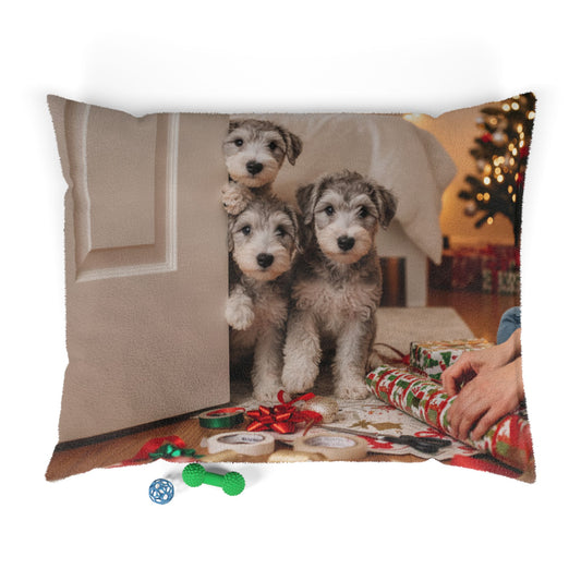 Holiday Puppies Pet Bed