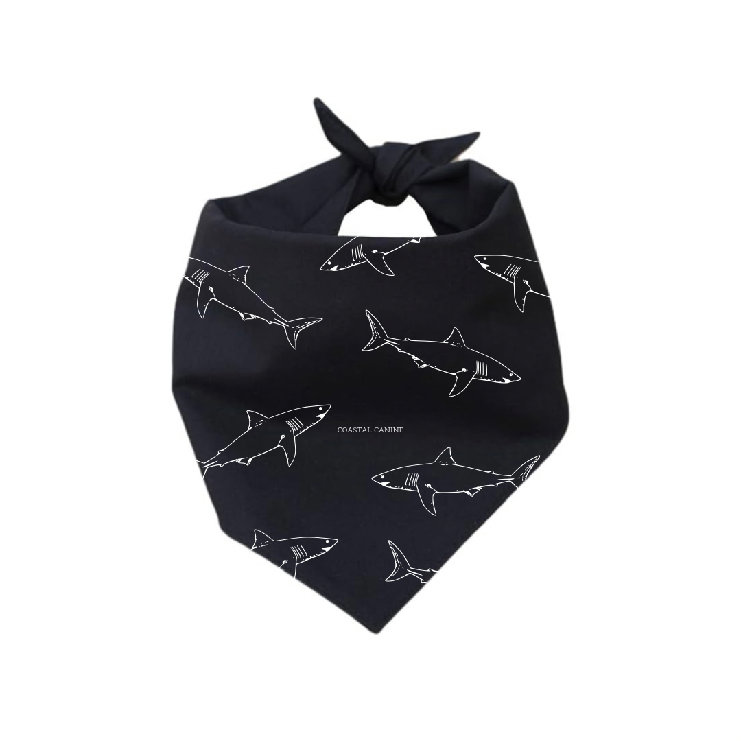 Pañuelo para perro con temática de tiburón