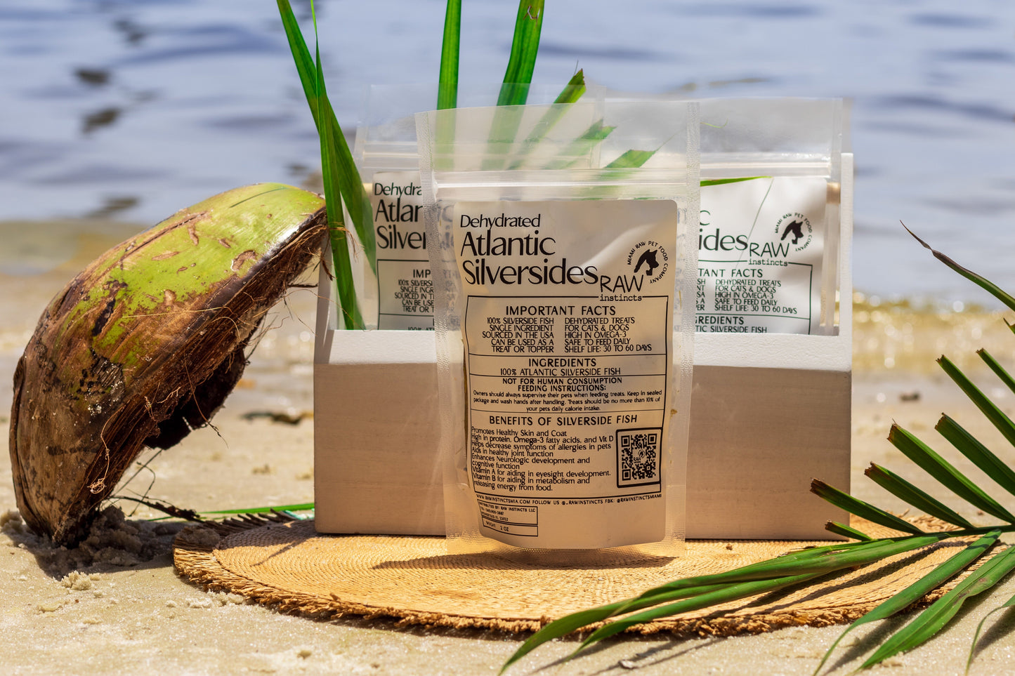 Éperlan de l'Atlantique déshydraté – 57 g | Raw Instincts | Friandises artisanales de Floride pour chats et chiens