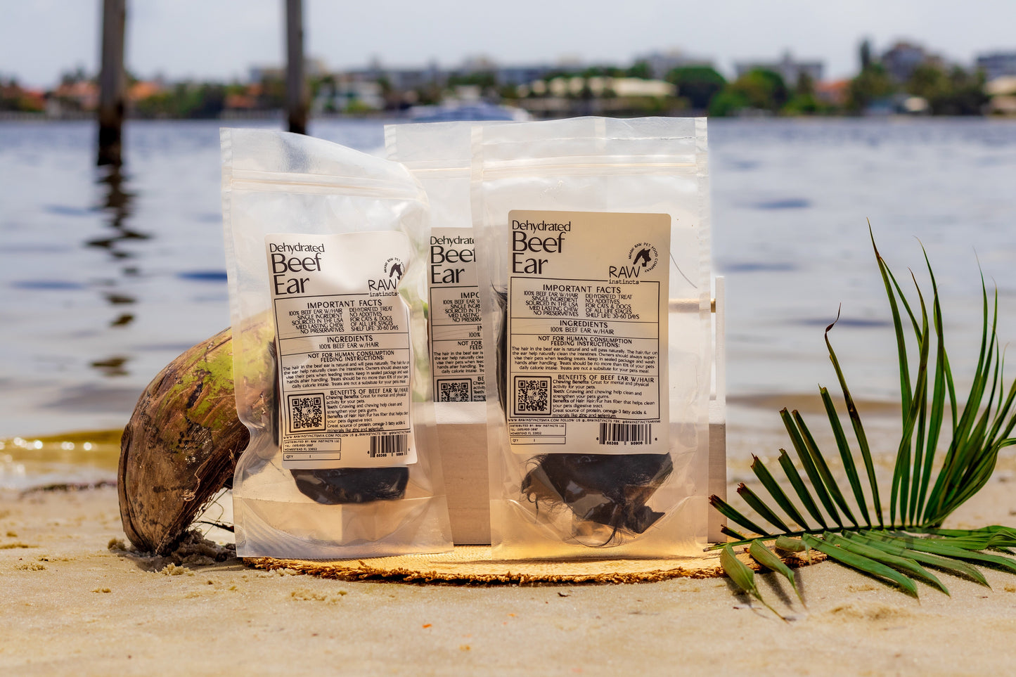 Oreilles de bœuf déshydratées avec poils pour chats et chiens — 100% naturelles | Raw Instincts Florida