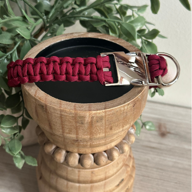 Collier pour chien fait main avec tresse cobra bordeaux