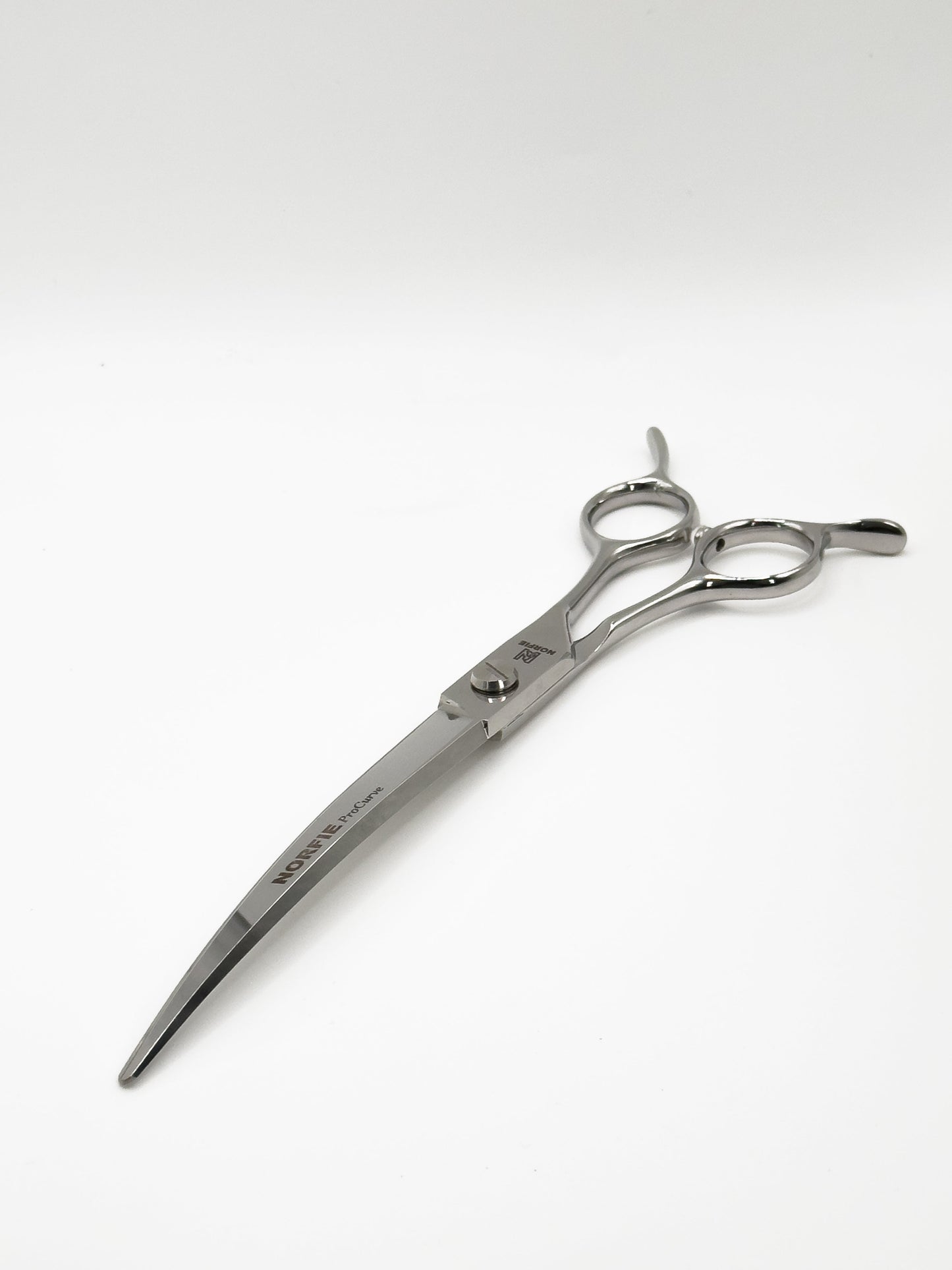 Tijeras de aseo Norfie ProCurve de 7,5" curvas VG10