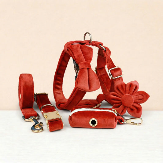 Ensemble classique en velours rouge personnalisé