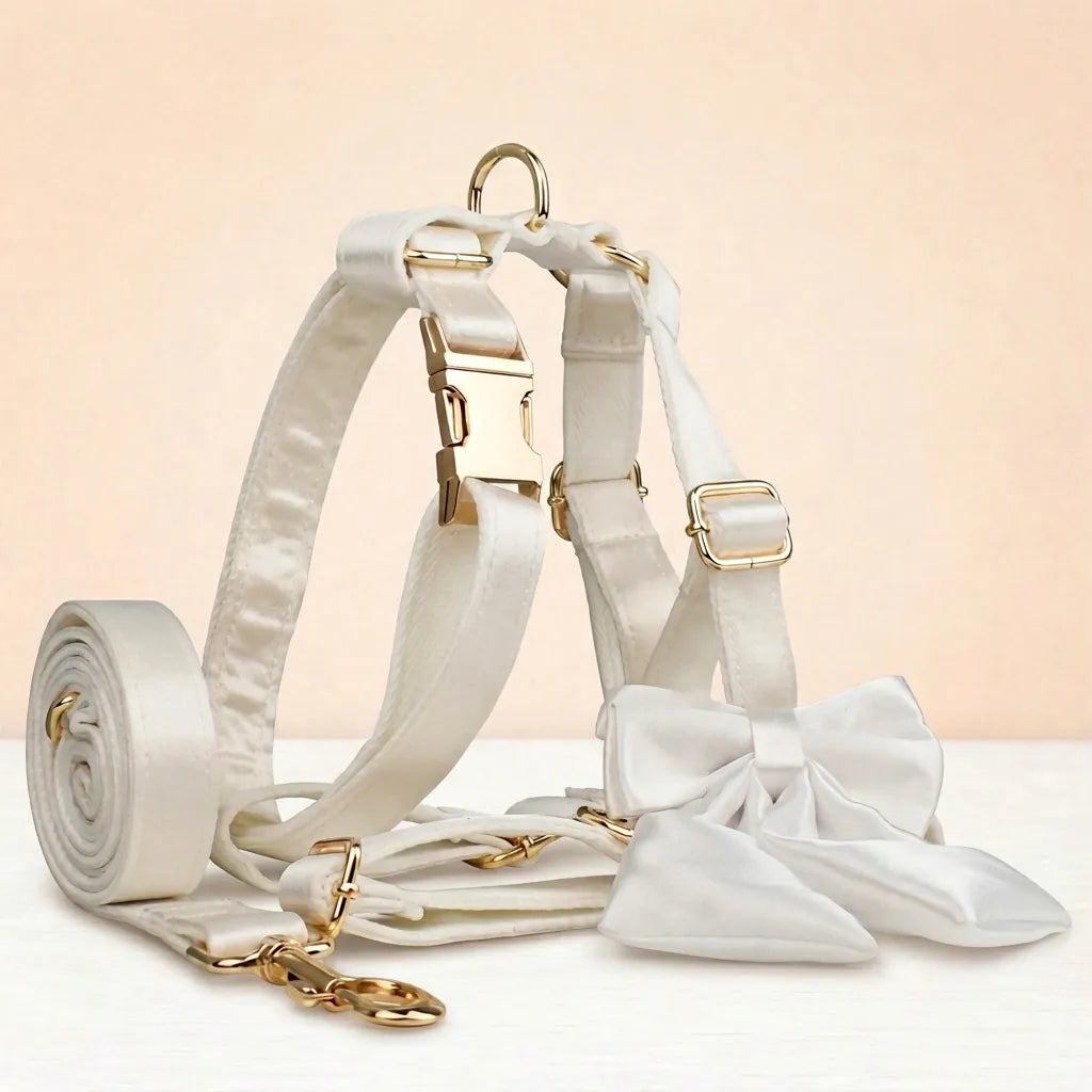 Ensemble classique personnalisé en satin blanc pur pour mariage