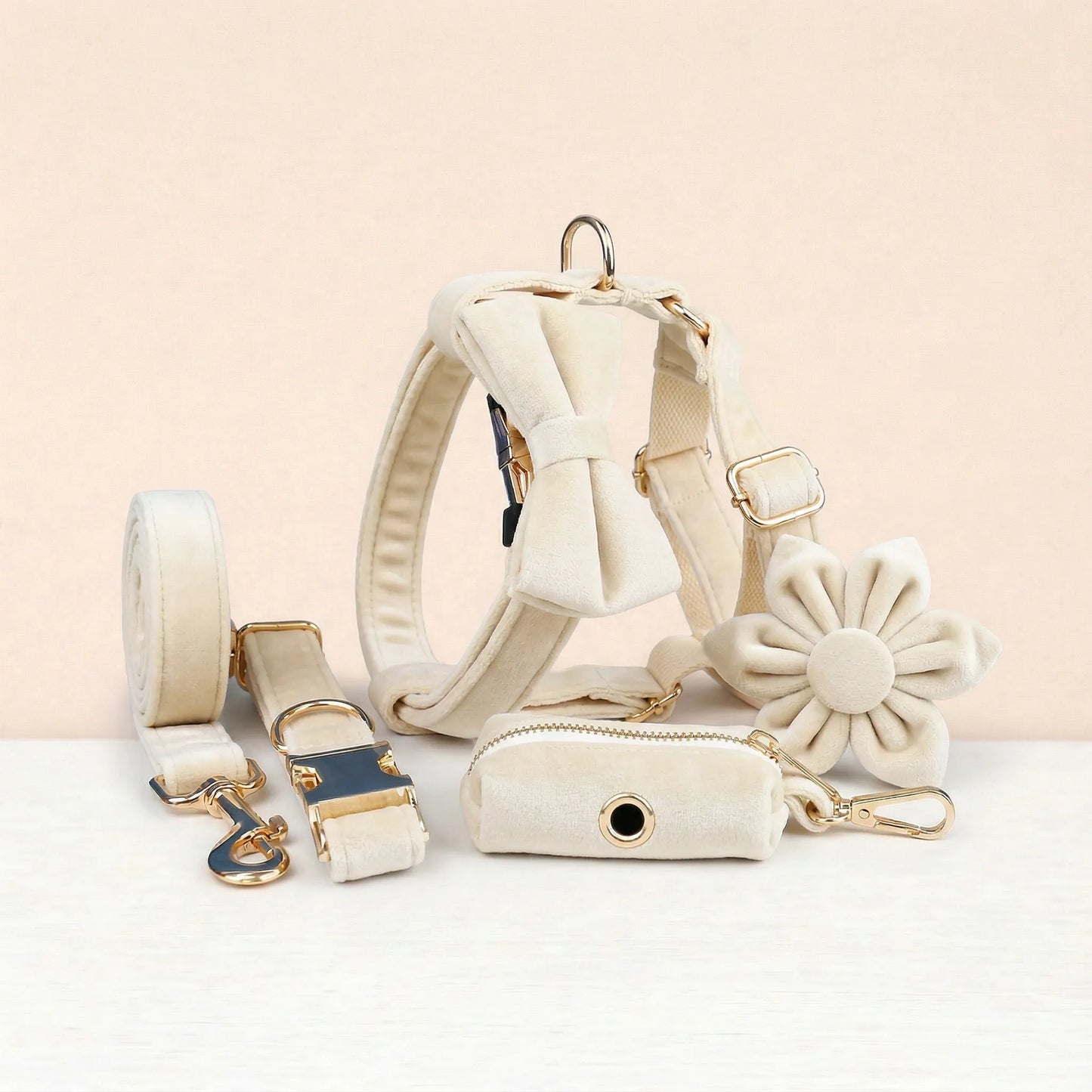 Ensemble classique personnalisé en velours blanc laiteux