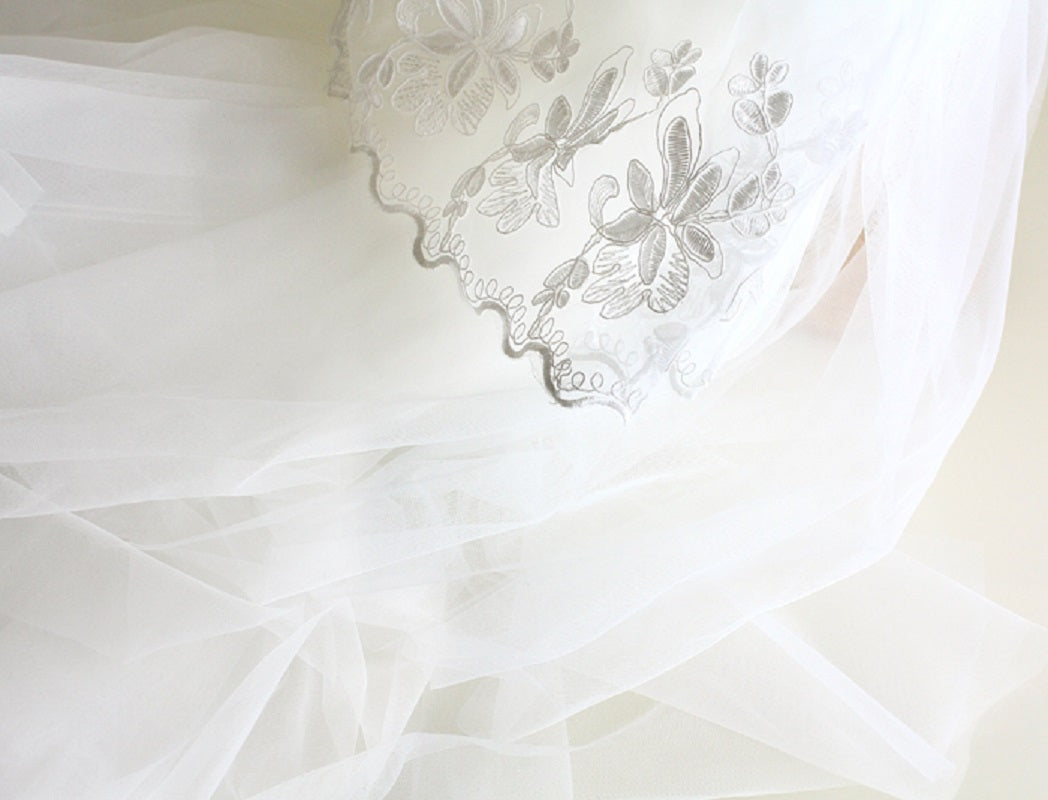 Handmade Ivory Angel Bridal Dog Dress – Luxury Long Train Wedding Gown for Dogs