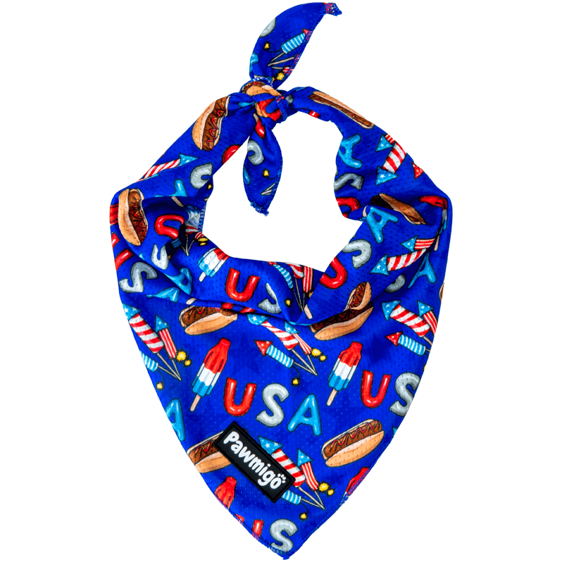 Bandana rouge, blanc et écorce