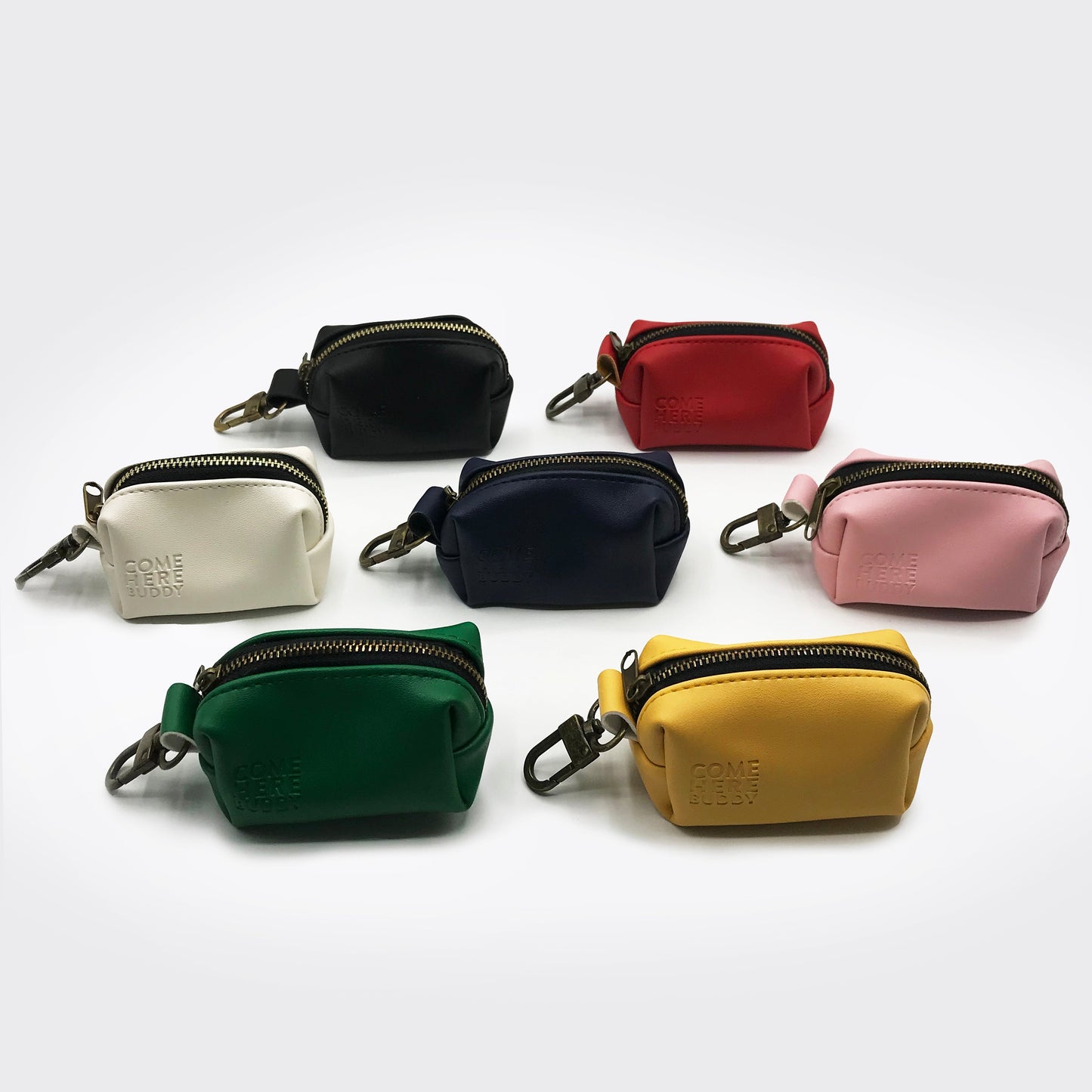 Distributeur de sacs à déjections canines en cuir