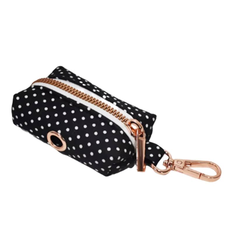 Ensemble classique personnalisé à pois noirs