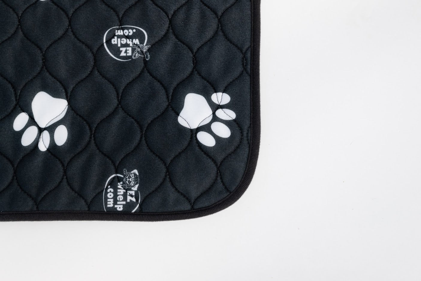 Almohadilla/alfombrilla antideslizante con diseño de huellas de patas en blanco y negro (paquete de 2)