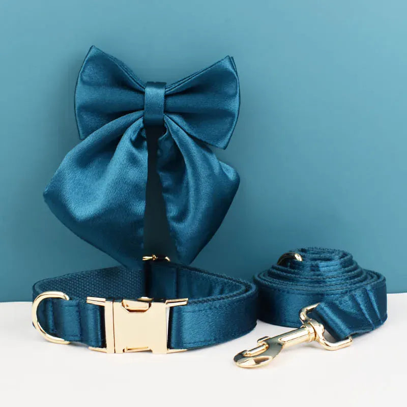 Ensemble classique personnalisé en satin bleu-vert