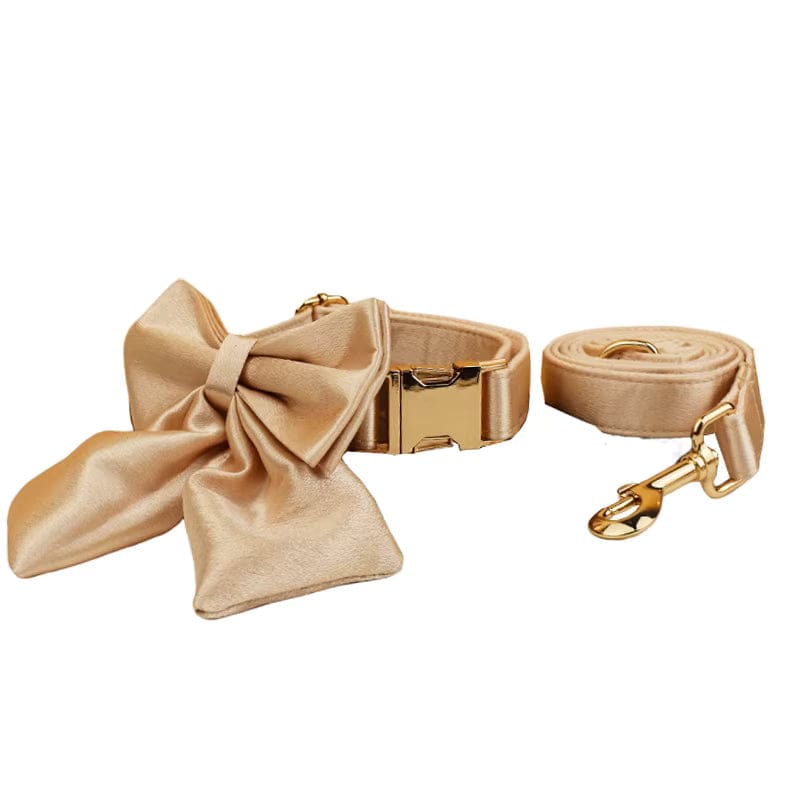 Ensemble de mariage classique personnalisé en satin doré