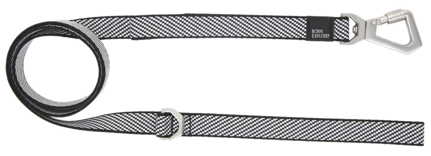 Pet Life ® 'Escapade' Outdoor Series 2-in-1 Convertible Dog Leash and Collar