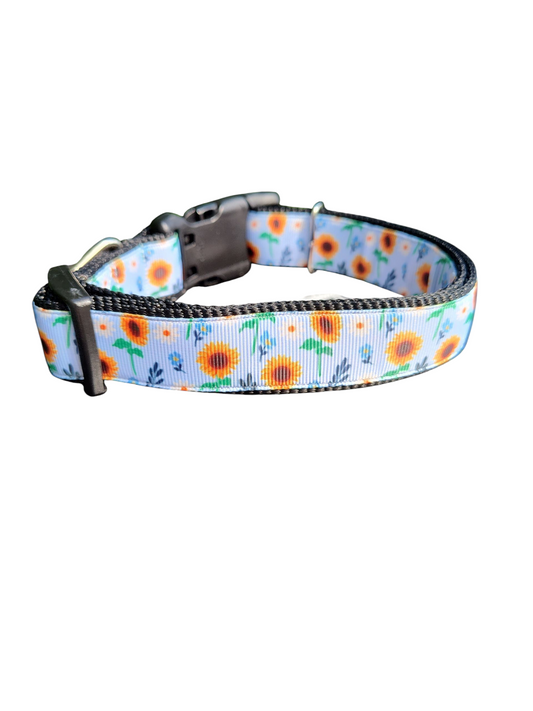 Collier pour chien en nylon à jolies fleurs