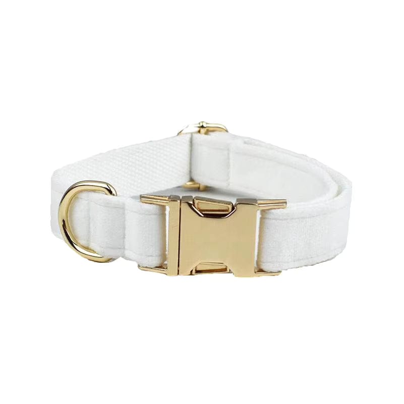 Conjunto clásico de terciopelo blanco personalizado para bodas